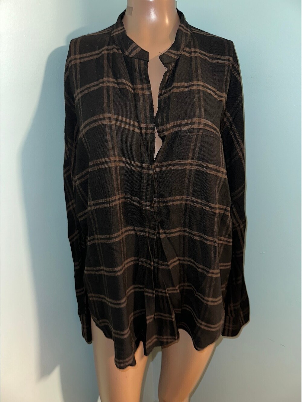 Vince Shadow Plaid Band Collar Luxury Contemporary Blouse M